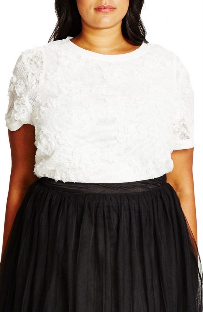 ROCKING A CROP TOP FOR SUMMER